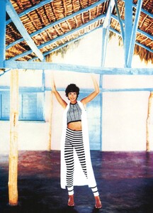 5abdc6e482116_Heather_Stewart_White_1993_04_Vogue_Paris_Ph_Unk(12).jpg.e3648546a64e4b370d0c0a491b7d6dd9.thumb.jpg.40aab5f2968a99279bb6be2355d20245.jpg