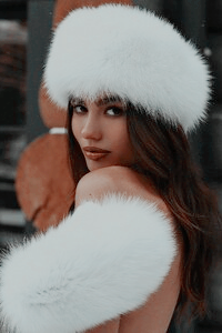 Alexandra Pletnyova1.png