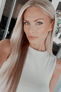 Aneta Mlcakova1.png