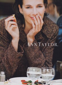 Ann_Taylor_Fall_Winter_1997_98_01.thumb.jpeg.6d4315dfa80859ad63eaaf63d16392d3.jpeg