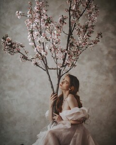 •Bloom  ••Photographer- @jovanarikalo •Decoration- @tandrbal •Mia- @biljana.velojic.makeup •Dress- @selkie (10).jpg
