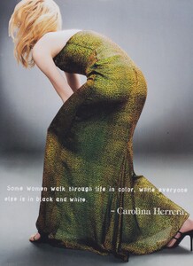 Carolina_Herrera_Fall_Winter_1997_98_01.thumb.jpeg.22f11b128654914b756dd91a7c0ade01.jpeg