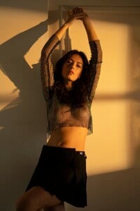 Caroline_02_HD_by_Olivier_Merzoug_PhotographerBD_Sunset.thumb.jpg.af6a012ab52fcb92e553ee24083482cb.jpg