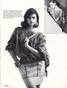 ChicDe0584_13KerryHarper.thumb.jpg.721e43421d4d85488a979b4143c01725.jpg