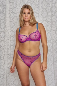 DORA_LARSEN_ECOM_SS25_040nonipples.webp