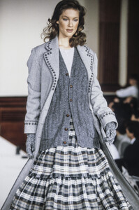 DanielHechter1994WomenRTW2.thumb.jpg.dca13b2d858e9bbe8c722ef4d43793da.jpg