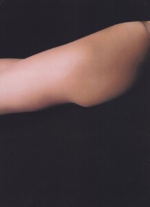 Donna_Karan_Revolution_1997_05.thumb.jpeg.9694a29e7b6973f1bd7fd70bb1b82152.jpeg