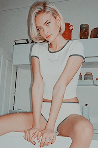 Emilia Silberg5.png