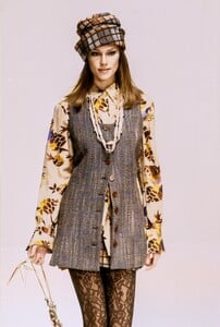 EnricoCoveri1994WomenRTW42.thumb.jpg.499b49ea4199b8009894f98a96caef91.jpg
