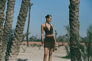 FlookTheLabel-SS25-SandsofInara-Campaign-JaylaTop_Skirt_PecanBrown_6.jpg
