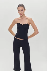 Frankiesbikinis-TwilightTop-Black-Detail-2.thumb.webp.259f5a88a0e3c880cb437f84abdf31aa.webp