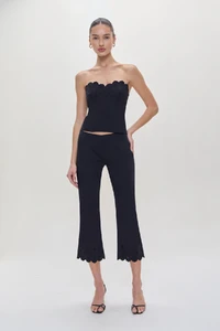 Frankiesbikinis-TwilightTop-Black-Front-1.thumb.webp.7fefe5c16e27c85251fe975ed56ebe14.webp