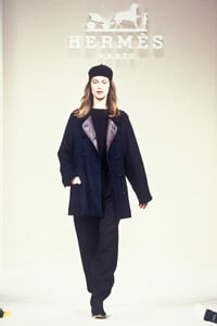 Hermes1994WomenFW25.thumb.jpg.0b0e329d4596531427484a9913d085b6.jpg