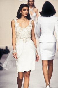 JeanLouisScherrer1993WomenRTW25.thumb.jpg.3219af88cd77a1a6512dad8eb21354c8.jpg
