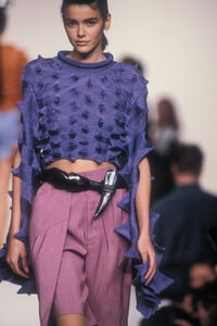 KansaiYamamoto1991WomenRTW1.thumb.jpg.60e72902c349e861dcf67725997ca248.jpg