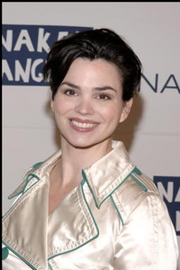 Karen Duffy.png