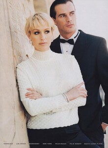 Kirk_St._John_by_Kelly_Gray_Fall_Winter_1997_98_04.thumb.jpeg.86e2b06b5fe8fdf9cc3e4cc1c16c4ea8.jpeg