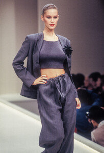 Krizia1995WomenSS40.thumb.jpg.027de4610ac3b567fb115988776092bc.jpg