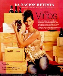 LaNacionRevista16May2004.thumb.jpg.c4318db46a7f640cbd841a345d0bf644.jpg