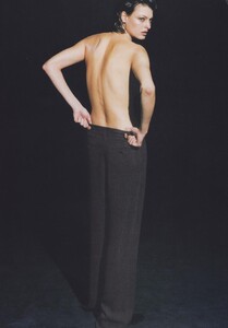 Lindbergh_Donna_Karan_Fall_Winter_1997_98_02.thumb.jpeg.92fa6cf1dfa20aecaa251255f0801ed5.jpeg