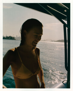 Mark-Bramley-Valeria-Rudy-Boat-Shoot_04-2-1.jpg
