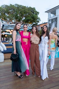 Maxine+Schiff,+Daniela+Botero,+Ingrid+Schneider,+&+Eva+Garzon.jpg