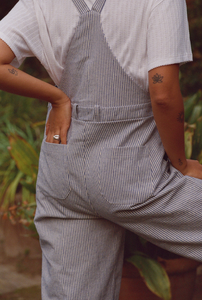 Nenes_SS25_readytowear_combinaison_violaine_rayures_3.png