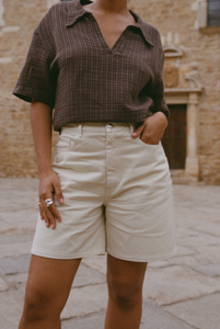 Nenes_SS25_readytowear_short_adele_ecru_1.png