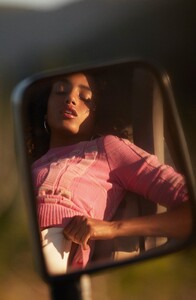 PorterMagazineWinterEscpae242017020.thumb.jpg.dc87c3cfaff2e6582d22b68d54587e22.jpg