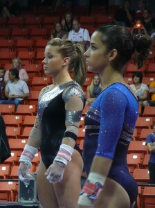 ShawnJohnsonAlyRaisman1.thumb.jpg.55ee28d8cecd8945d0525853b730f03d.jpg