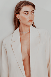 Sophie Evi Marie3.png