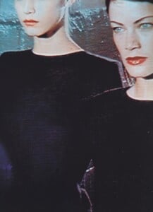 Testino_Gucci_Fall_Winter_1997_98_07.thumb.jpeg.4d193e986296971184276ac4e3465fb8.jpeg