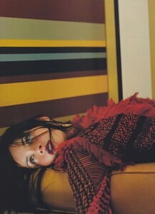 Testino_Missoni_Fall_Winter_1997_98_02.thumb.jpeg.c39d2e5e1b779cac47a359bf5efdcc30.jpeg