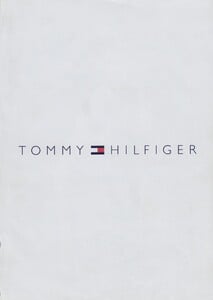 Tommy_Hilfiger_Fall_Winter_1997_98_02.thumb.jpeg.057cd74712df5041c64bb246870caaac.jpeg