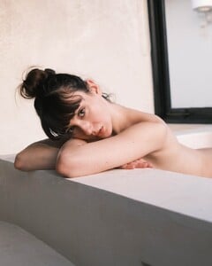 ToomanygoodonestochoosefromsoIgaveyouthemall!WhichisyourfavouriteanddoyouliketheBTSvideodancerballer-etmodeldancephotoshootballetphotoballetphotography(1).thumb.jpg.a35d792bd9bb2d1332b903da85f4b892.jpg