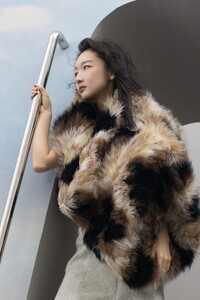 ZhouDongyu2.thumb.jpg.dd508a97e82266dd84bf198a7afa66fa.jpg