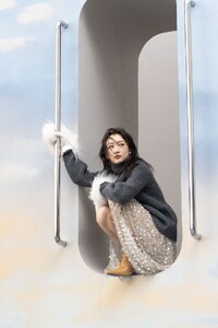 ZhouDongyu3.thumb.jpg.9806eb923d468df733ea4be74c0b078f.jpg