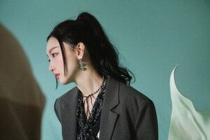 ZhouDongyu3.thumb.jpg.c481e348a415b8cd2ab8430d5f8ff079.jpg