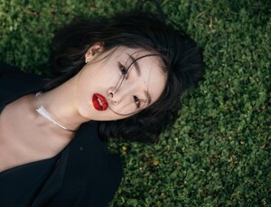 ZhouDongyu5.thumb.jpg.ce242182ed9de315d4549a8e986d50fa.jpg