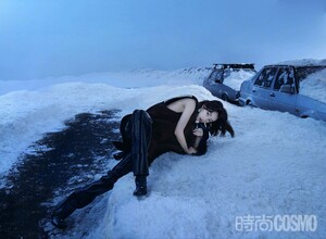 ZhouDongyu7.thumb.jpg.22ef969e2c09b6da0cf422f840ec9b19.jpg