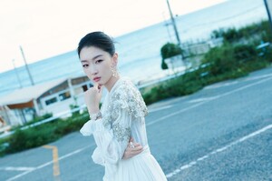 ZhouDongyu7.thumb.jpg.34ee04ad95f3bfad3bc288368ee82923.jpg