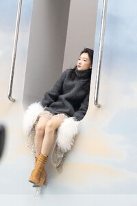 ZhouDongyu7.thumb.jpg.c23abc85dac106e97f37fce817a99d7c.jpg