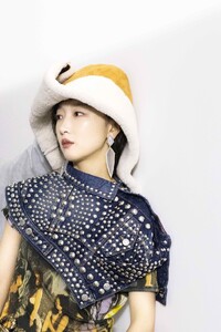 ZhouDongyu8.thumb.jpg.590581ab4e3b18ed7244f387e9fa1829.jpg