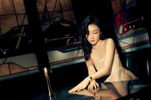 Zhou_Dongyu_promo8.thumb.jpg.2c7c123ae412b6acd43fd874c1ace0f1.jpg