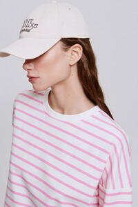basic-longsleeve-510-white-candy-2.jpg
