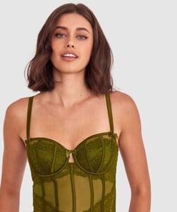 bethany-underwire-bodysuit-khaki-01373912-280715.thumb.jpg.ae76ba4c67893865f1a036305c02e0b0.jpg