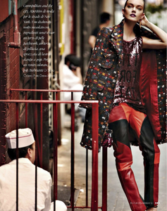 elle-italy-2013-dicembre(dragged)17.thumb.png.4769b0938e8e29b877b30ebe71c11bcb.png