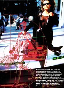elle_italia_nov_1994_34.thumb.jpg.fbad6948e6f780ec58cb3f19acb8d41f.jpg