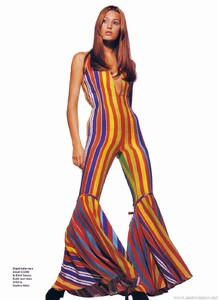 elleuk93may1troyword.thumb.jpg.132c218fd9f45b7ff36a6292c746ac4a.jpg