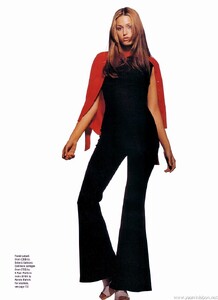 elleuk93may8troyword.thumb.jpg.4d0888cda4322cb6ac4a80e9162c7307.jpg